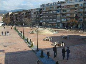 pirot, trg