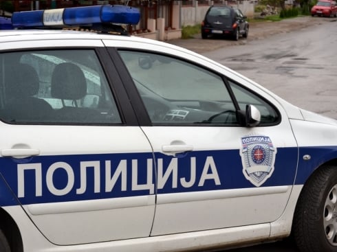 Policija-KOSTA.JPG