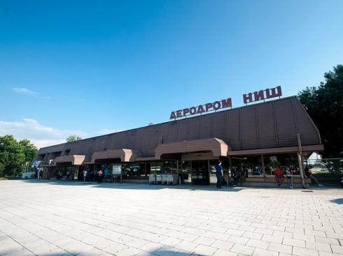 490x370-aerodrom.jpg