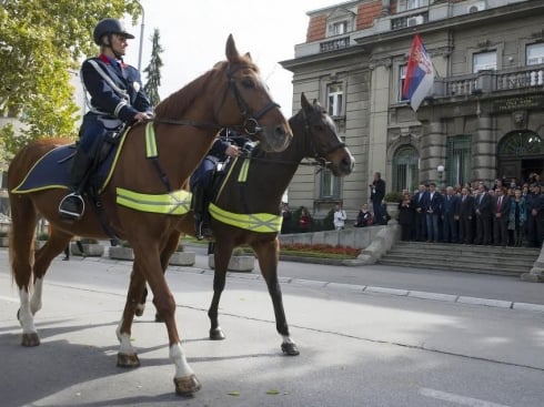 defile-policija