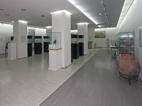 490x370-490x370-sala3velika