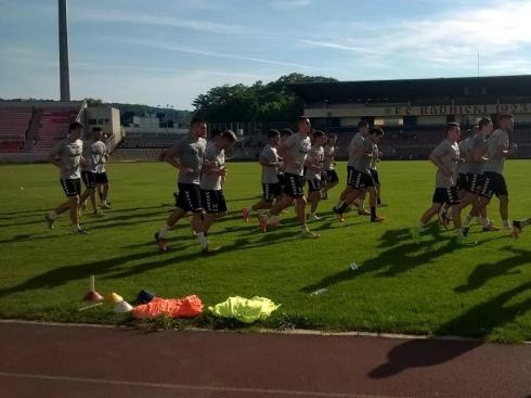 Trening igrači Radničkog na stadionu "Čair"