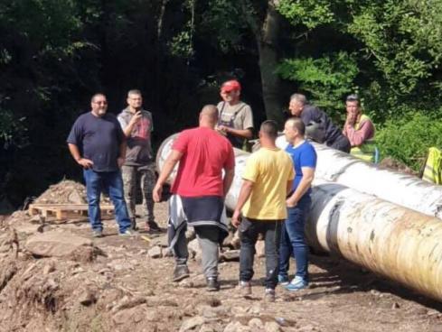 Radnici prestali sa radovima nakon razgovara sa Bulatovićem