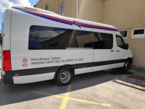 Prokuplje kupilo najskuplji mini-bus, cena 100 evra manja od procenjene