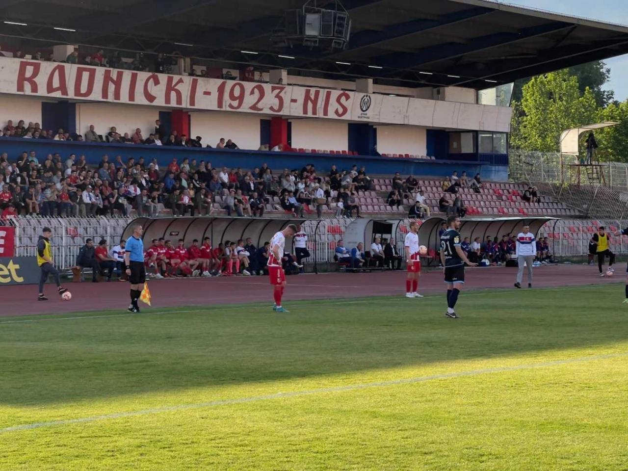 Sve vesti dana na temu : FK Radnički Niš