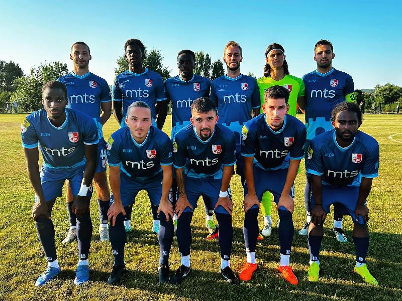 FK Radnički Niš 2021-22 Away Kit