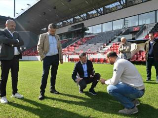 stadion leskovac, trava, foto fss 2