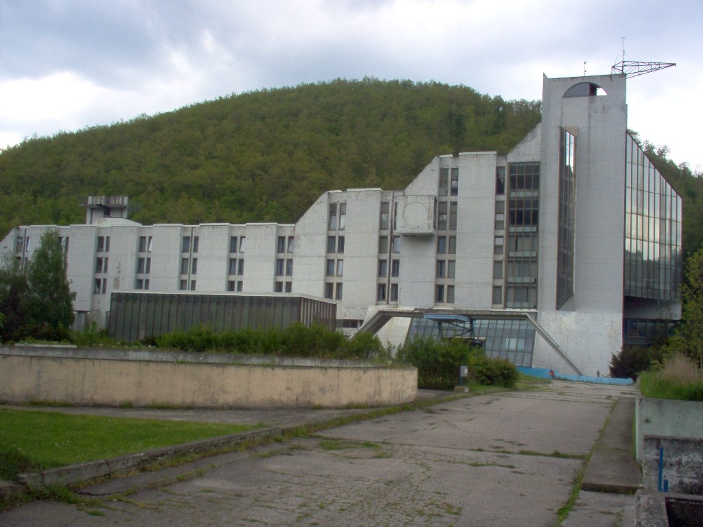 HOTEL ZUBOR