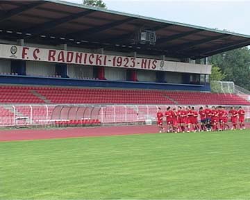 Nis stadion FK Radnicki trening arhivski snimci pokrivanje