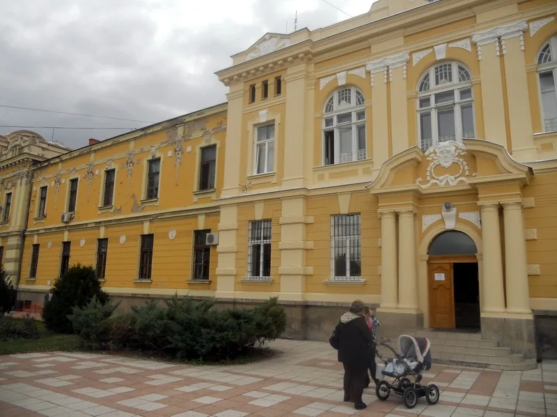 zgrada opstine prokuplje