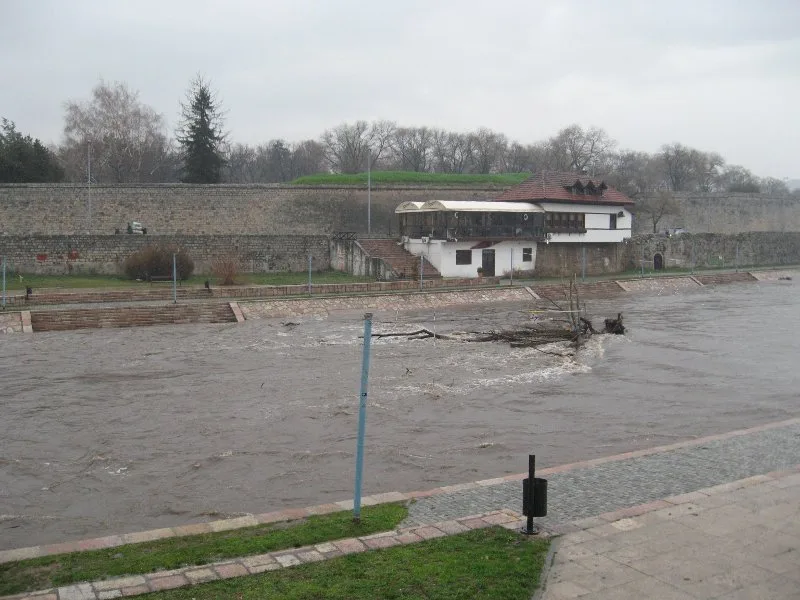 nisava 4