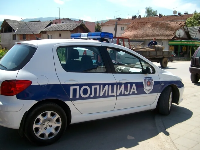 policija