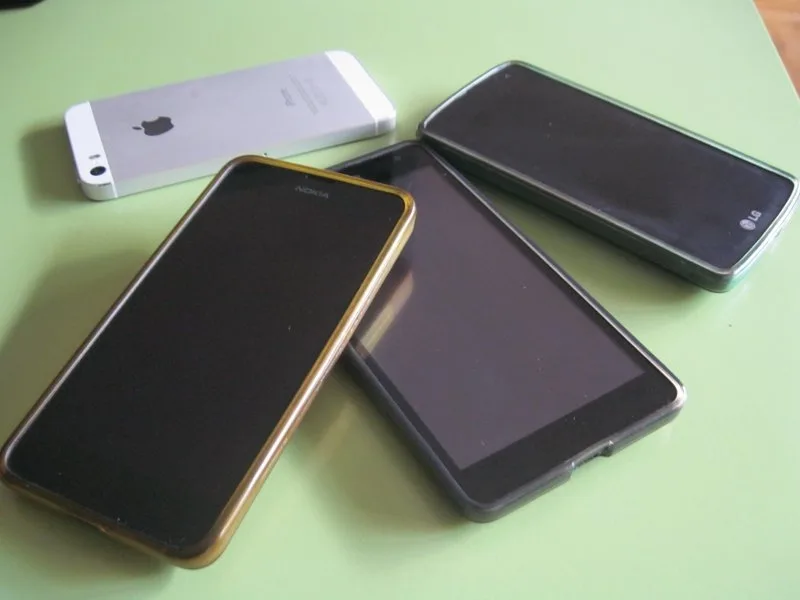 800x600 telefoni