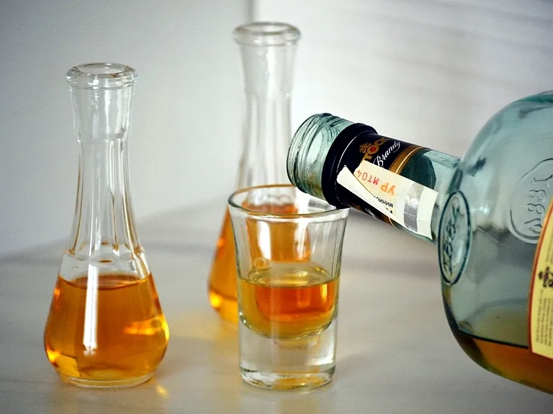 800x600 rakija2