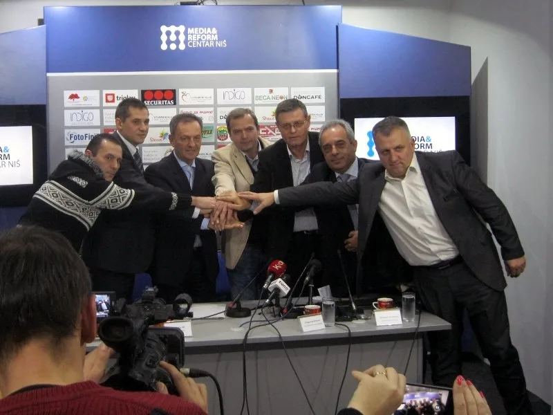 800x600 opozicija 2015