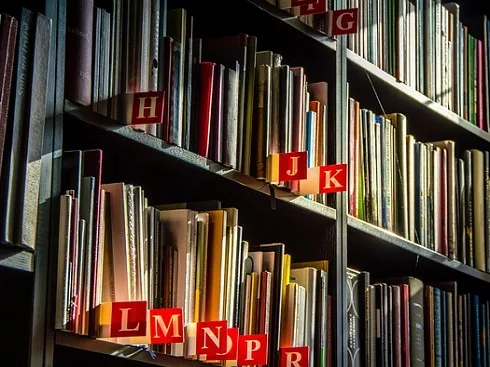 books 1204273 640
