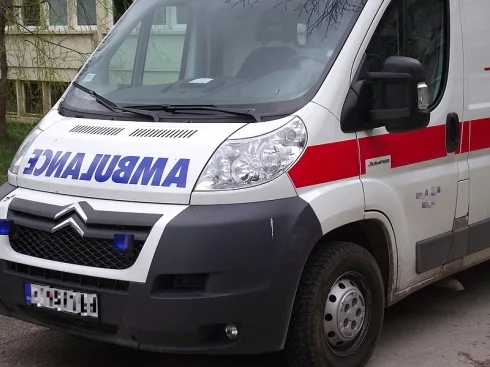Hitna pomoc ilustracija Kosta Juzne vesti