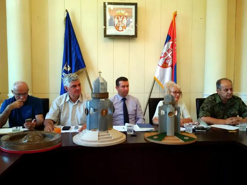 pk idejno resenje za spomenik gvozdenom puku foto lj m