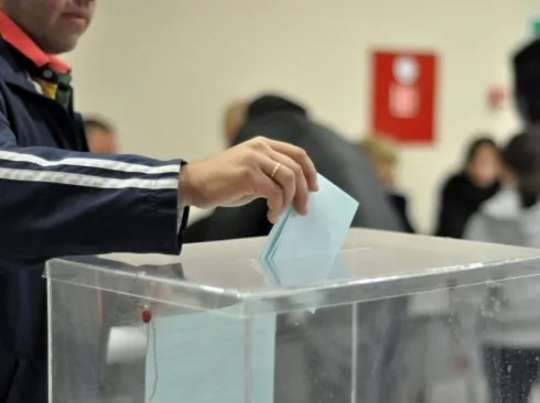 glasanje izbori Vanja Keser