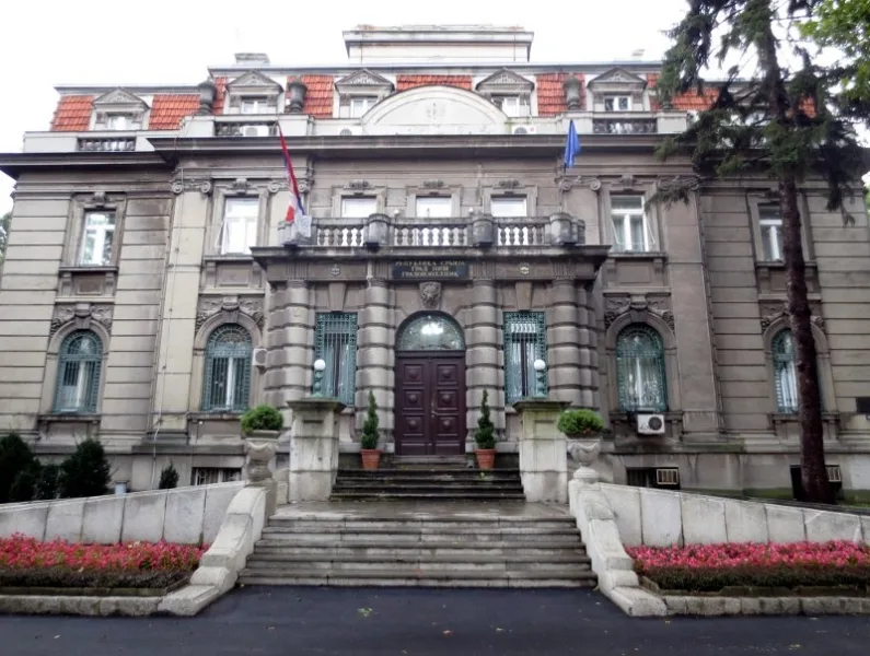 800x600 gradska kuca novo