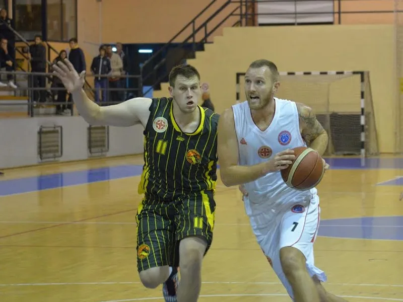 800x600 Konstantin Beovuk Vanja Keser