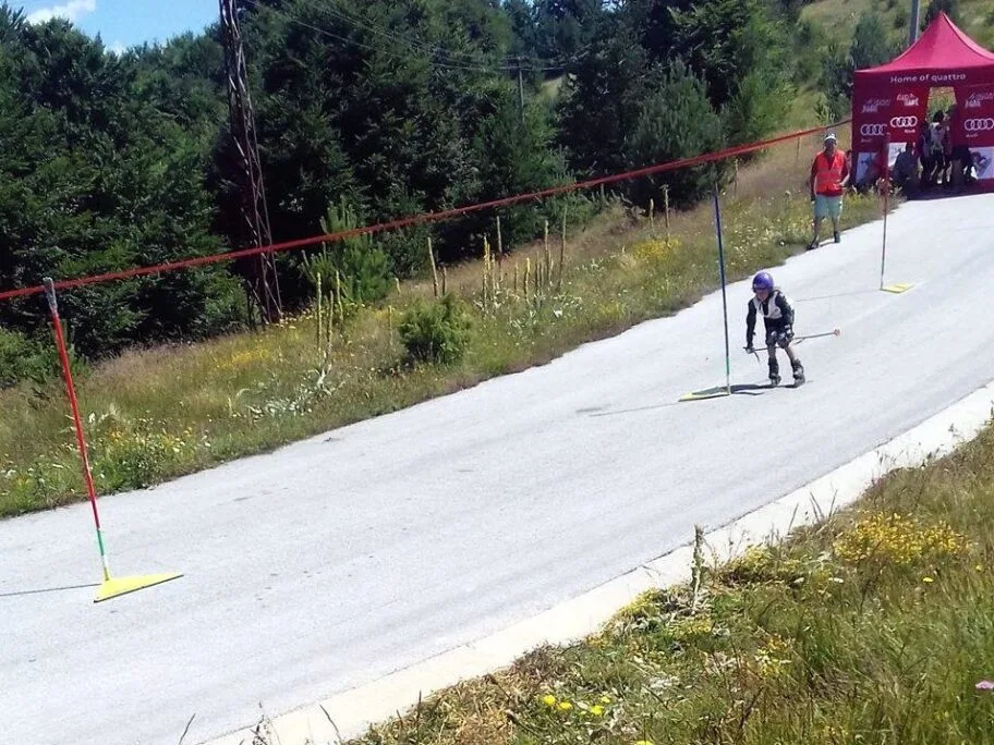 Roler slalom foto Skijaski klub Besna Kobila