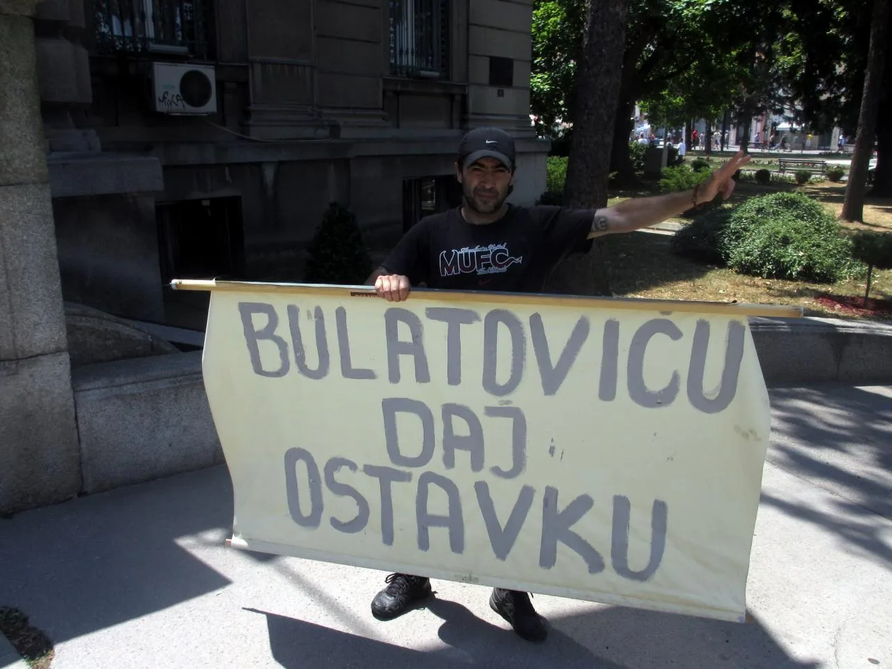 Miroslav Vacic protestuje foto JV J A