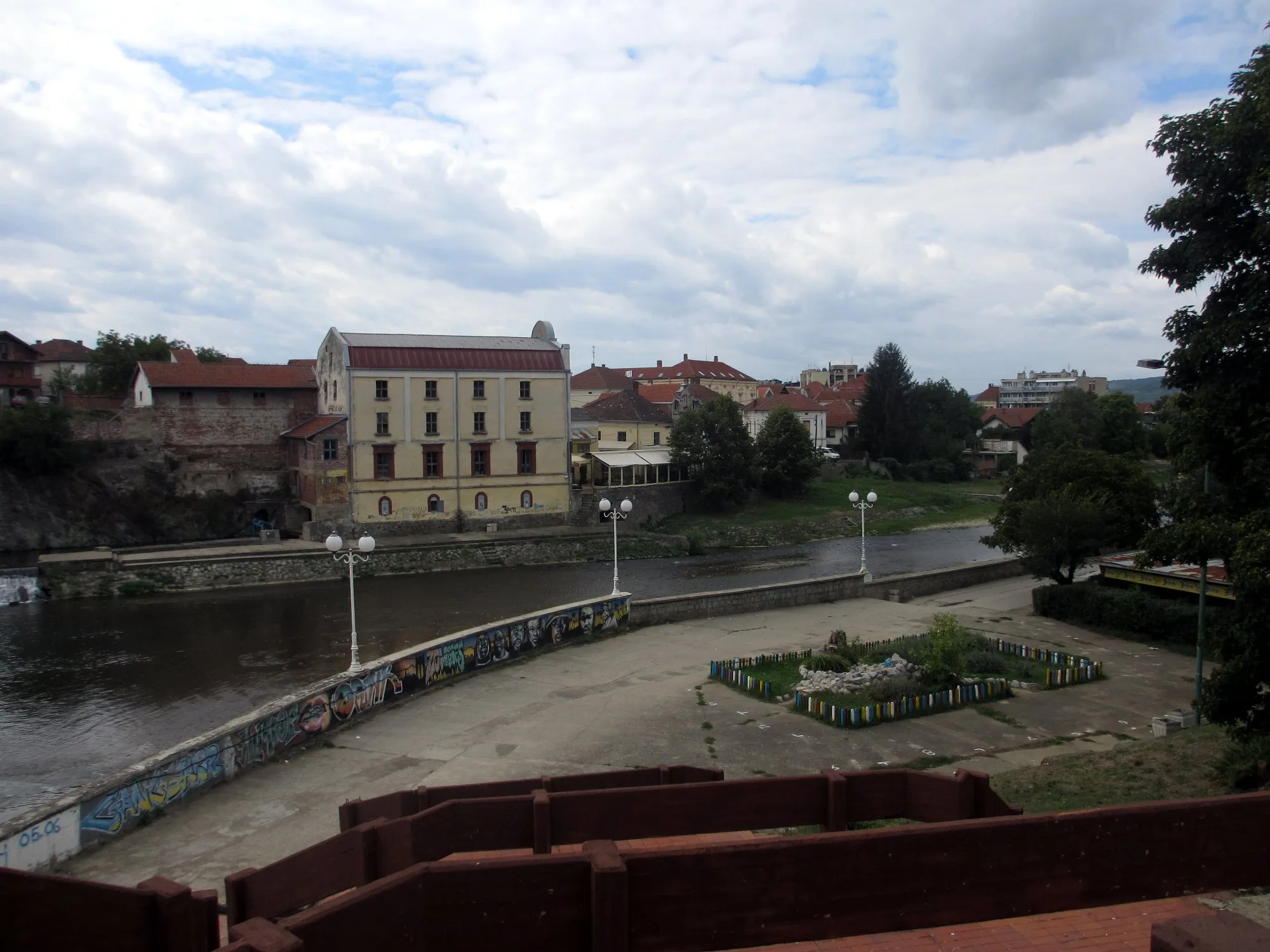 Kej Vlasotince foto JV J A
