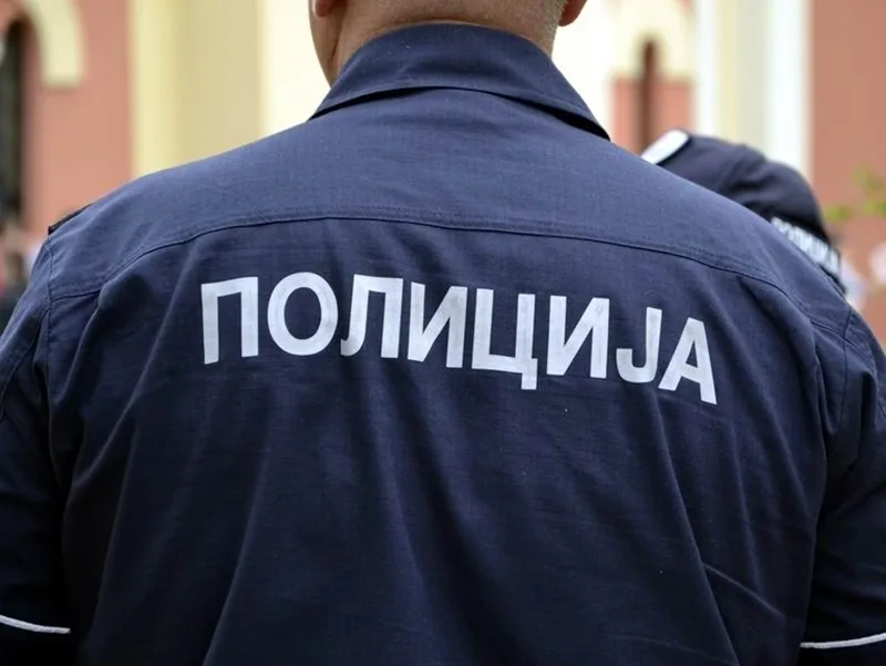 Policajac septembar 2016 foto Aleksandar Kostic