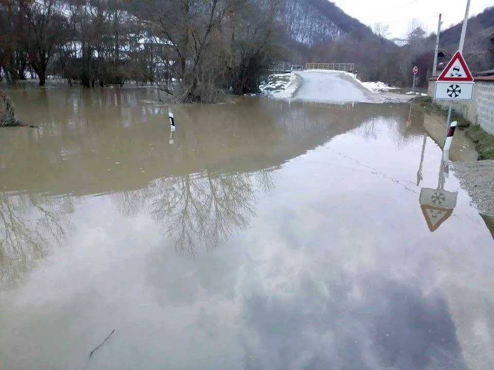 LUZNICA put foto Valentino MANIC Cropped