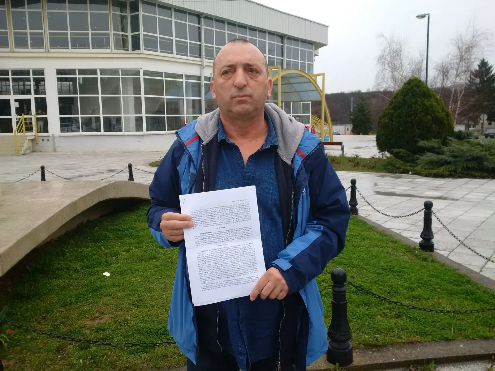 stojanovic sa resenjem kojim se vraca na posao