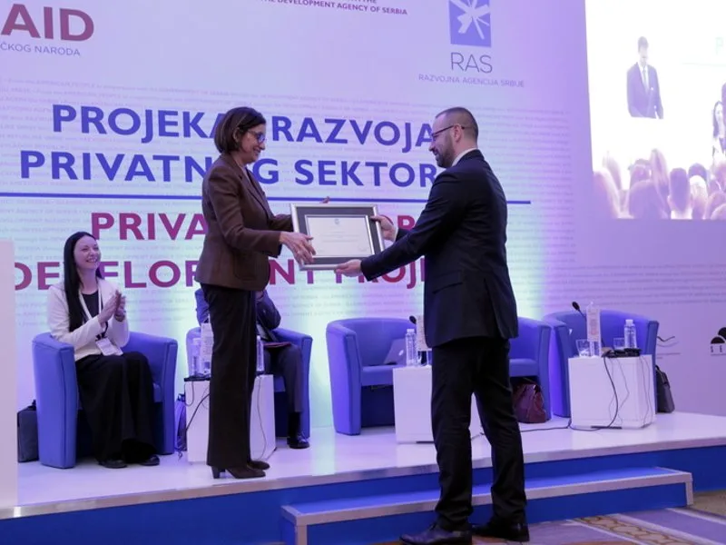 Dodela zahvalnica projekat foto USAID