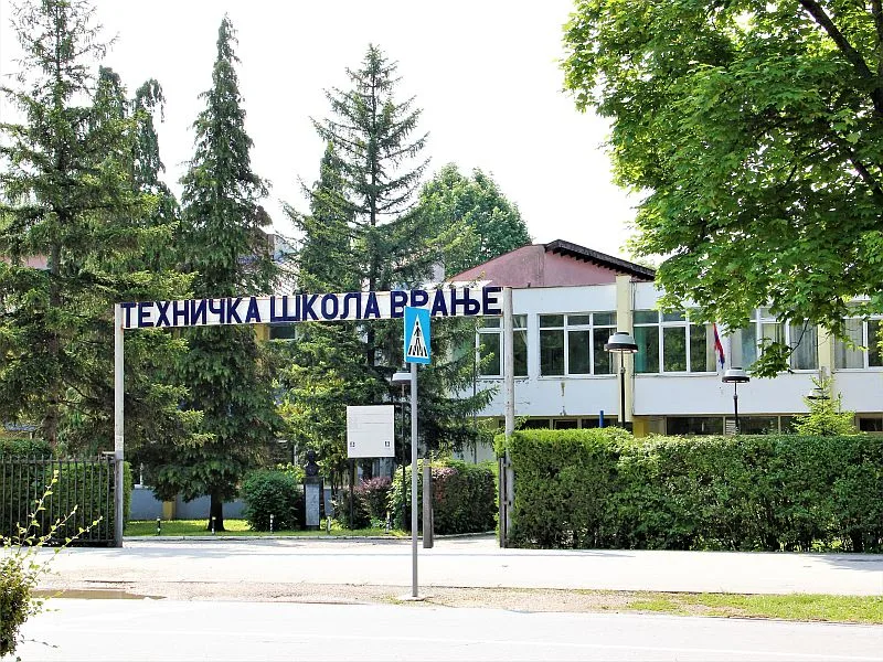Tehnicka skola Vranje foto i m