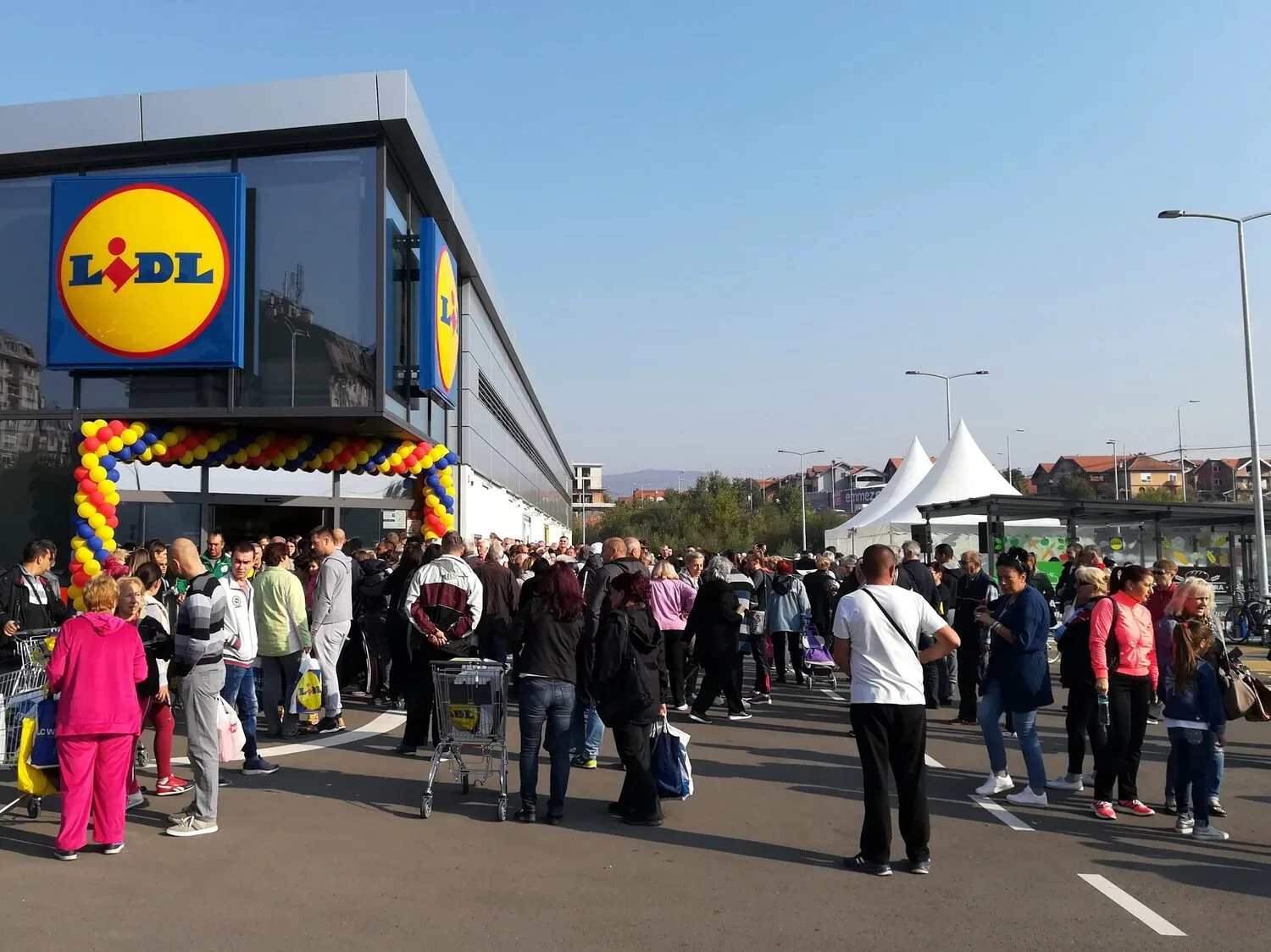 Lidl Nis guzva otvaranje foto Juzne vesti Milica Jovanovic scaled