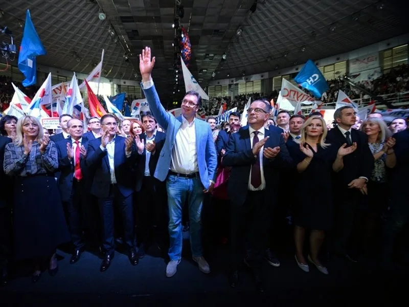 vucic i perisic sns foto jv vanja keser