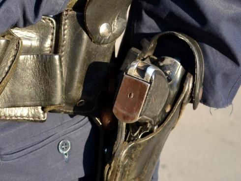 800x600 Policija pistolj gadjanje foto aleksandar kostic