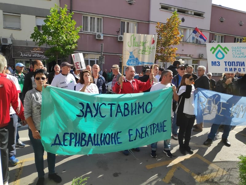 pirot protest foto Lj F