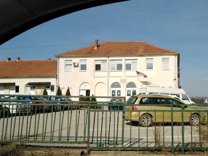 dom trbunje