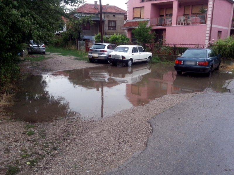 Bare nakon kise 1 foto citalac