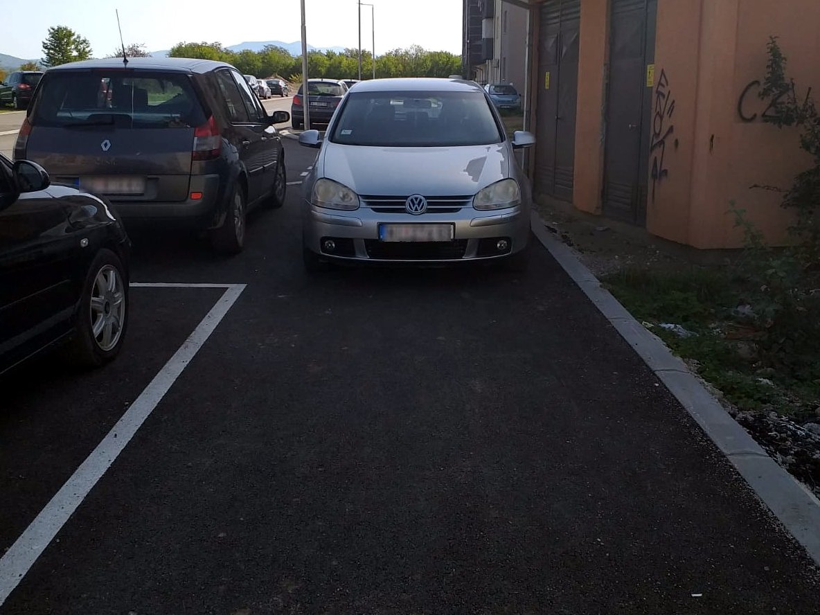 Parkiranje u Franca Vintera foto citalac