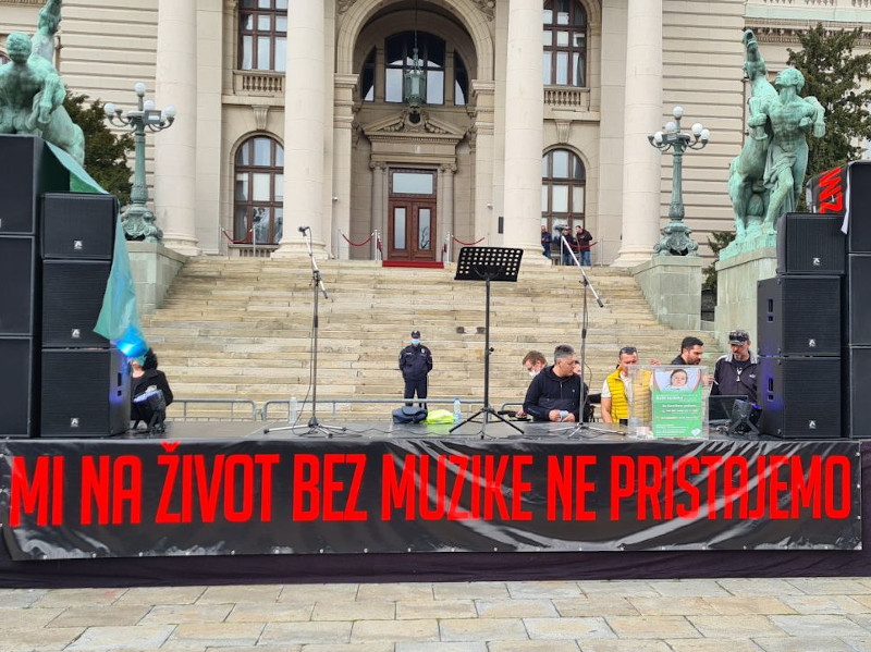 naslovna