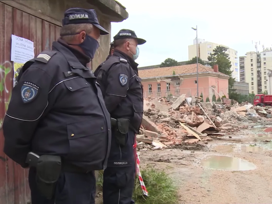 policija foto LJ F