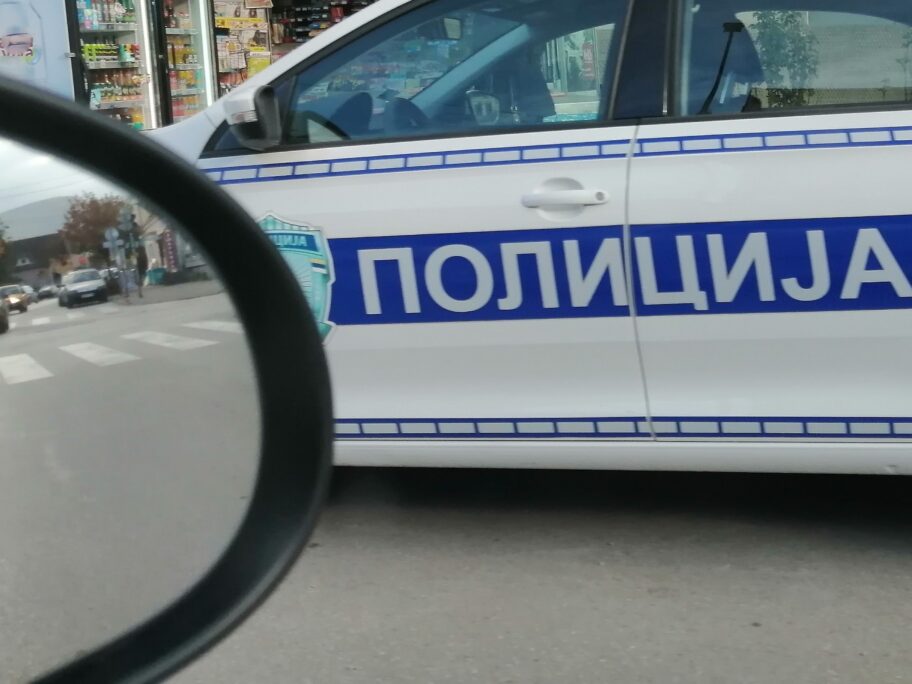 Policija pesacki KOSTA