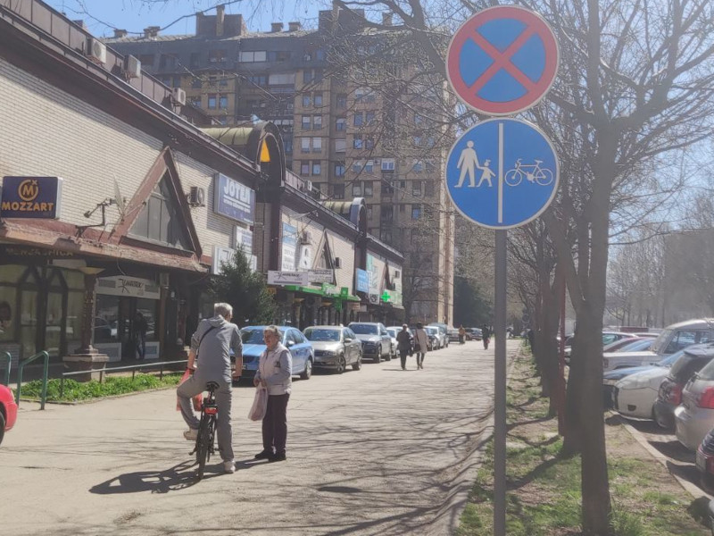 naslovna parking zona