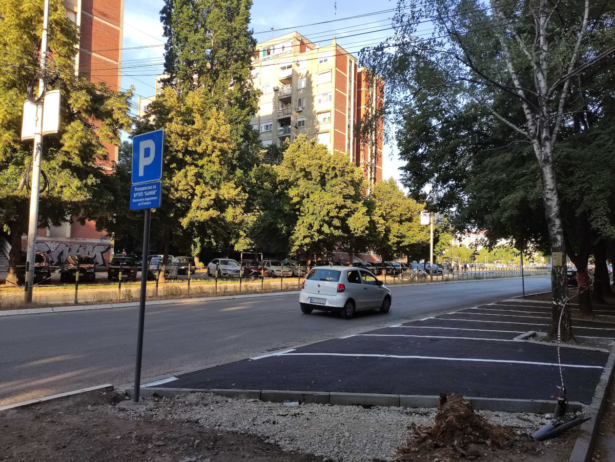 Parking vrtica Bambi foto jv ljubica jocic