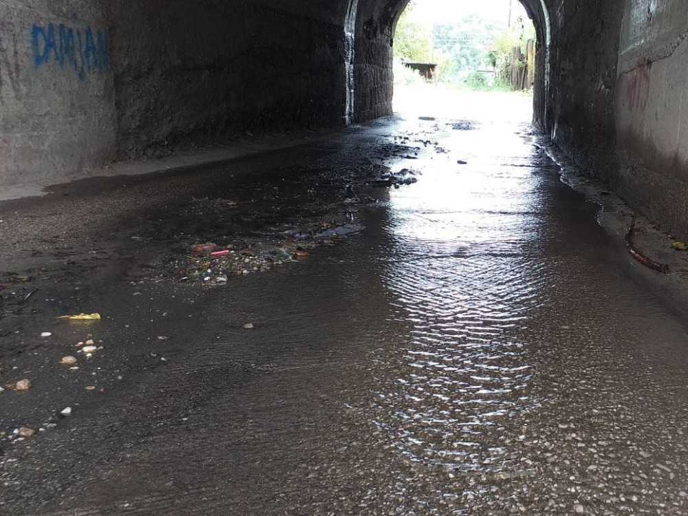 ledena stena tunel