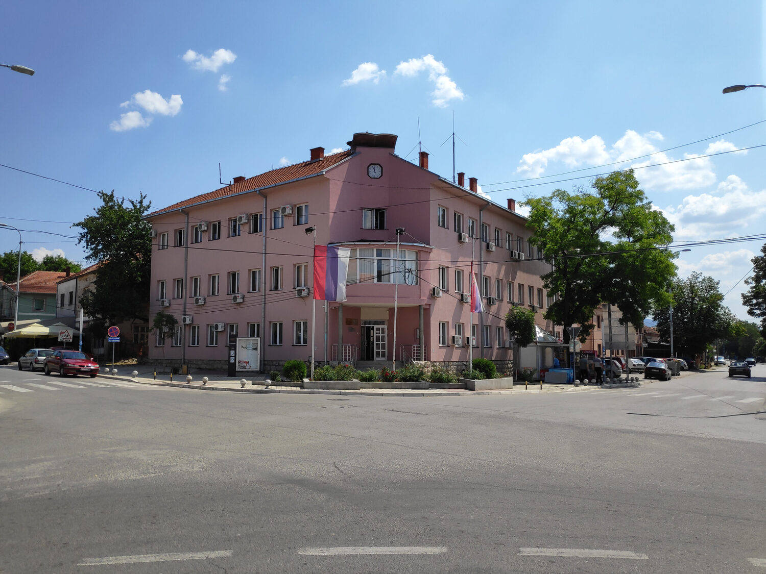babusnica zgrada opstine scaled