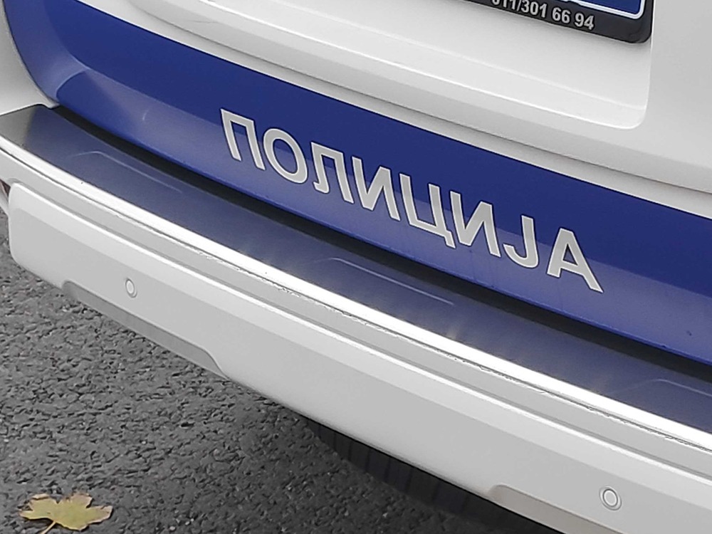 policija t r 1