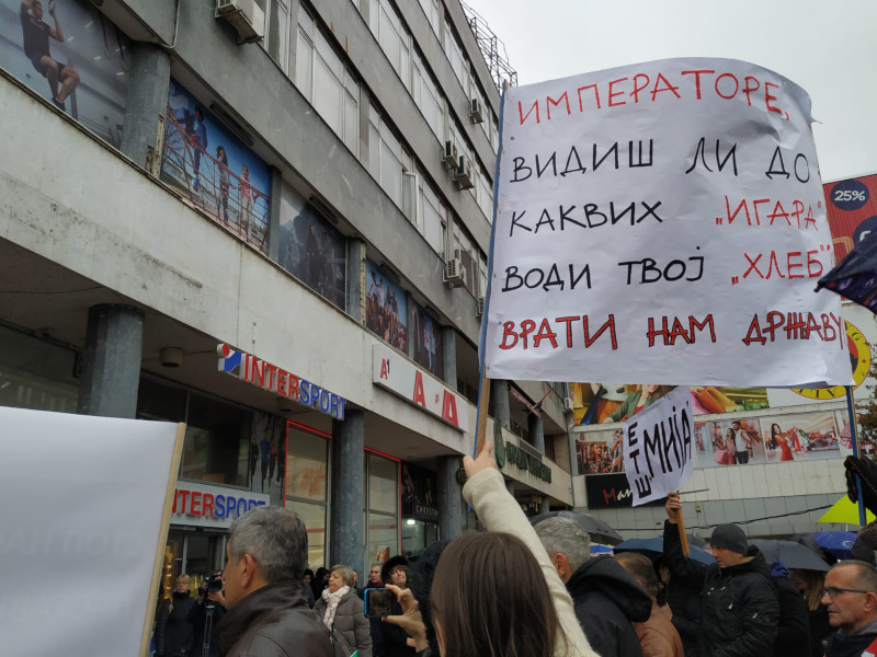 Protest naslovna