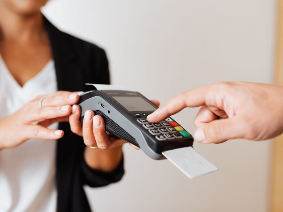 Cashless Stock 3